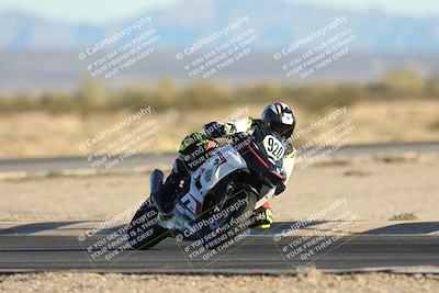 media/Dec-07-2025-CVMA (Sun) [[3e7d2de5dc]]/Race 18-Formula Twins-Formula 40 UL/